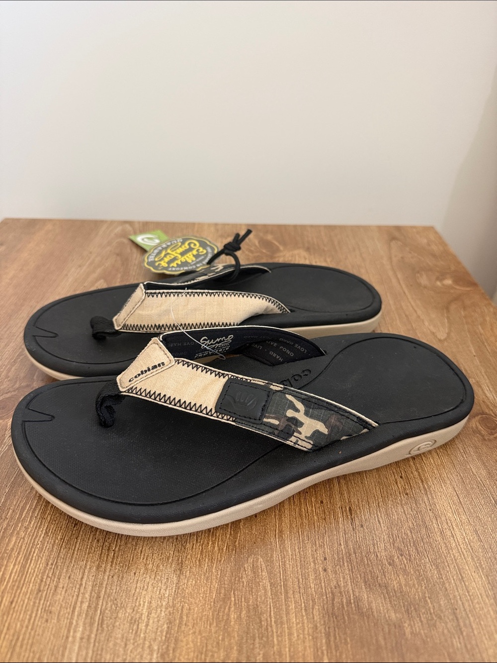 NWT Cobian Sumo LP Sandals